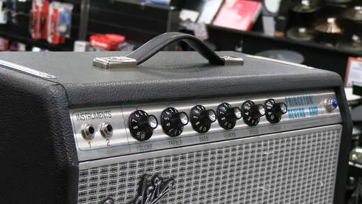 Fender - 227-2000-000 2